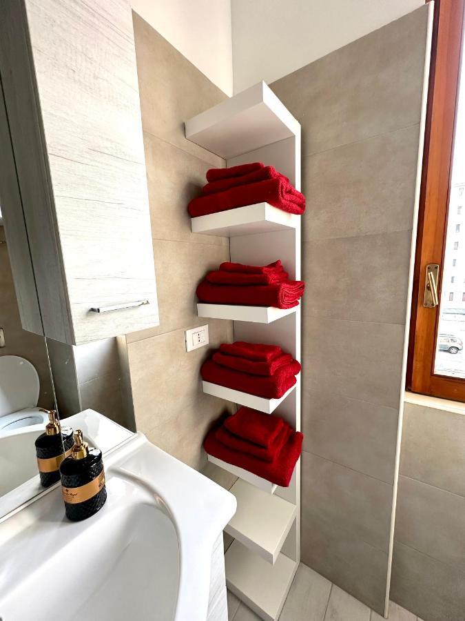 Marghespace Zona Stazione Centrale Appartamento Con Letto Matrimoniale E Bagno Milan Extérieur photo